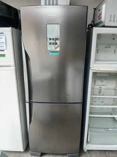 Geladeira Panasonic Inversa Inox super conservada