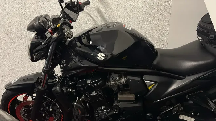Bandit 650N - impecável