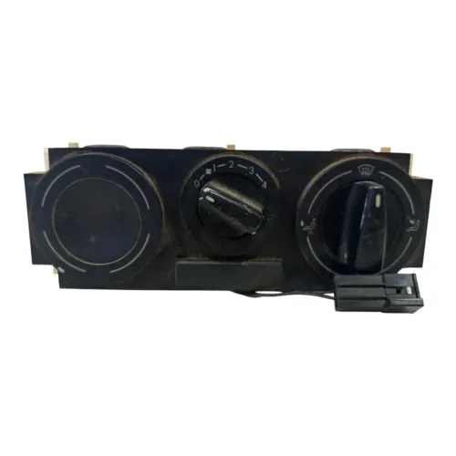 Comando Ar Condicionado Volkswagen Parati 1999 2000 A 2005