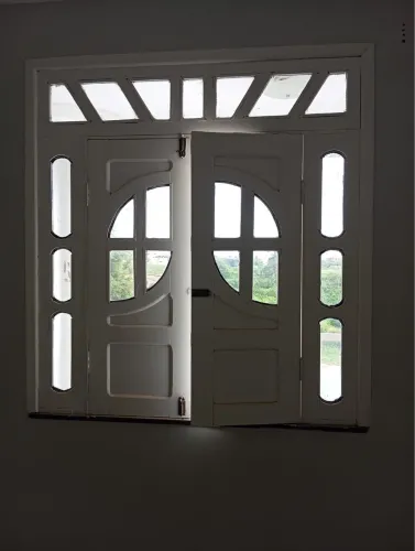 Vendo porta e janela