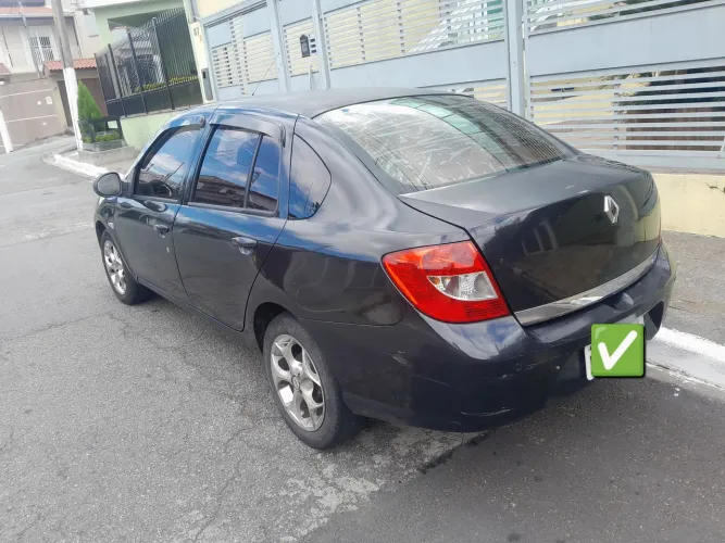 Renault Symbol Privilège Hi-flex 1.6 16V 4P 2013
