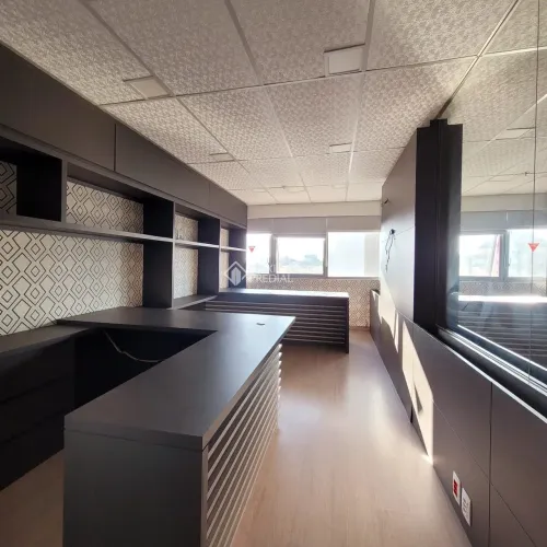 Sala Comercial Semimobiliada no décimo andar
