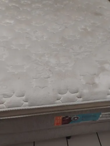 Vendo Cama King Size semi-nova