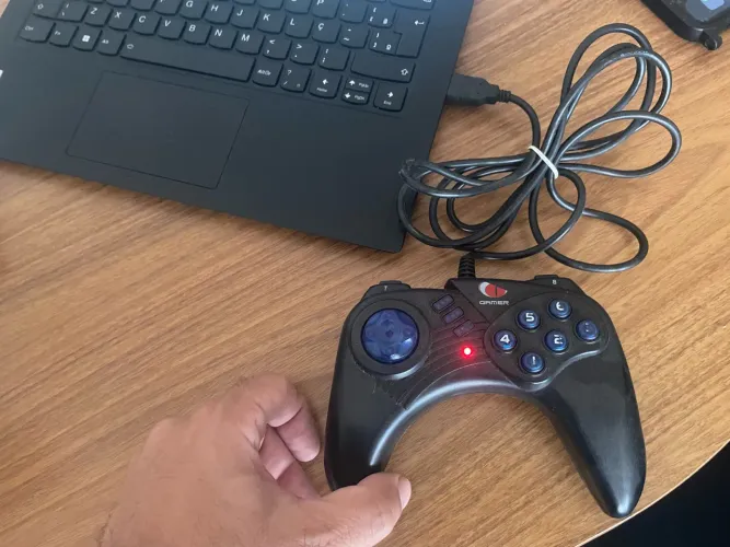 Controle Joypad Joystick Attacker Usb Para Pc Note 8 Botões