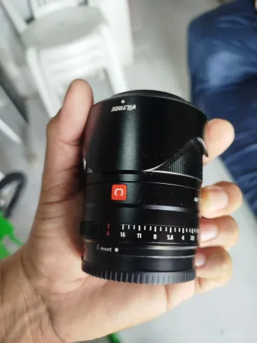 Lente Viltox 24mm 1.4