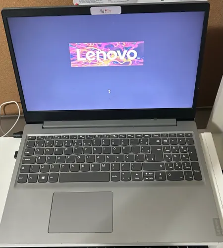 ? Notebook Lenovo IdeaPad S145-15IIL - SSD + Teclado Externo