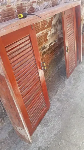Janela de madeira
