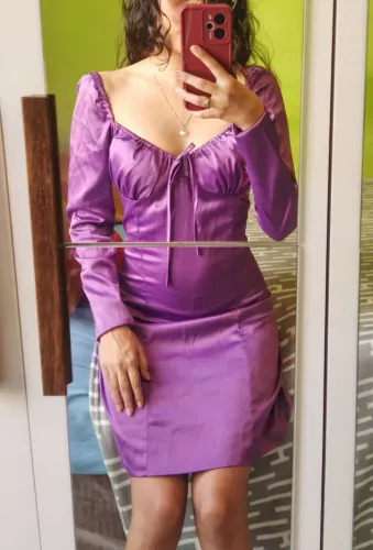 Vestido de cetim, tamanho P