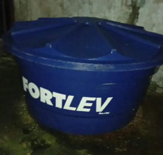 Caixa d água 500 litros não usei 