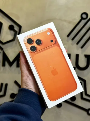 iPhone 17 Pro Max Cosmic Orange - 256GB (LACRADO) + NOTA