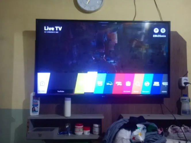 Vendo tv LG smart funcionando perfeitamente