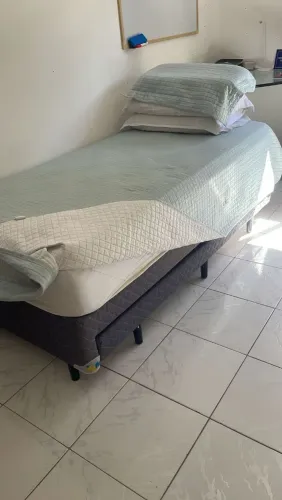 Cama box somente a cama 