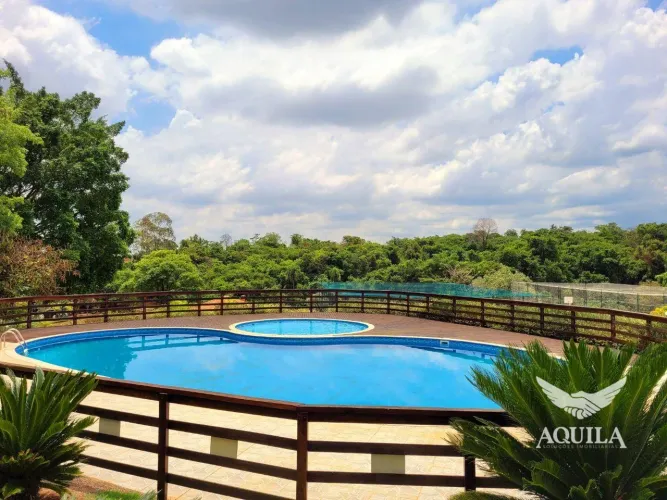 CASA TÉRREA EM CONDOMÍNIO NA ZONA NORTE COM 03 SÚITES, ÁREA GOURMET E PISCINA