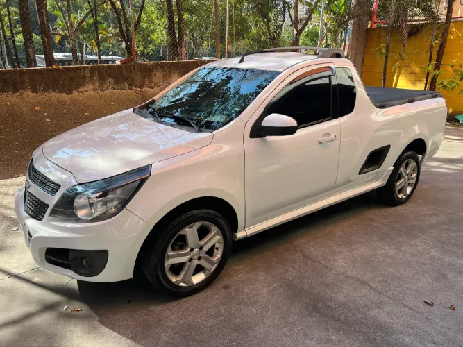 Chevrolet Montana Sport 1.4 Econoflex 8V 2P 2015