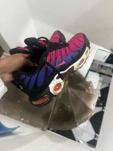 Tn Barcelona aceito rolo em boné jordan