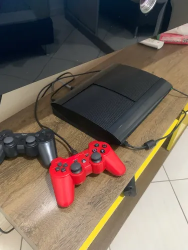 Play 3, 2 controles