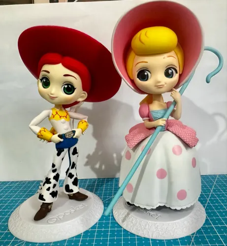 Bonecos Qposket Jessie e Bo Peep Toy Story - Colecionáveis