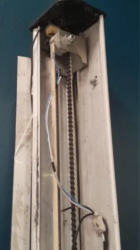 Porta de correr automática com motor ppa e duas folhas de vidro !