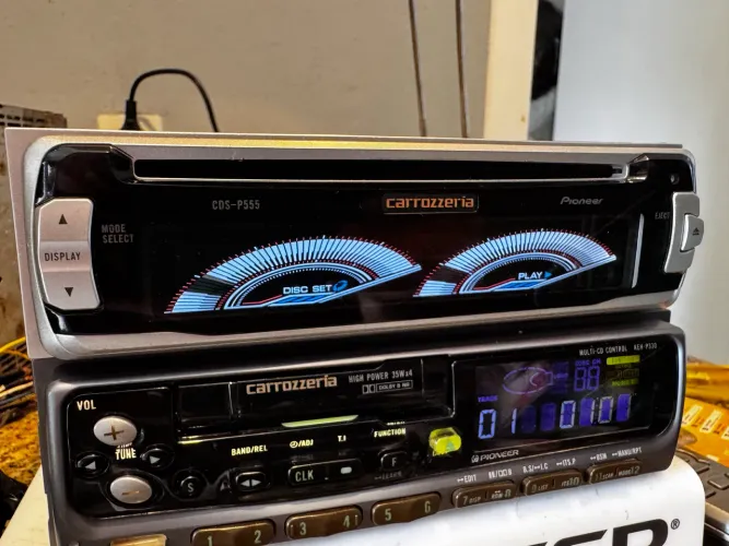 Pioneer CDS-P555 carrozzeria