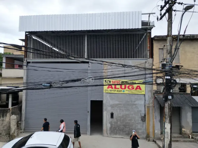 Aluga-se Galpão