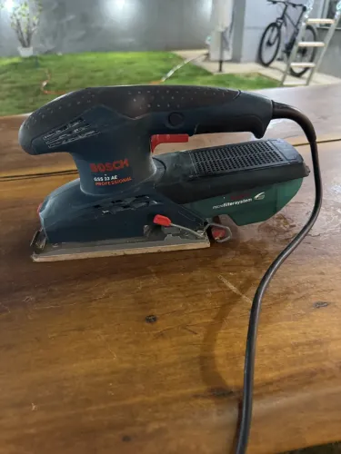 Plaina Elétrica Bosch Profissional