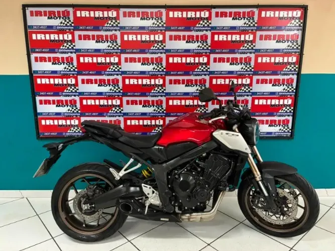 CB 650R 2021, 19.100KM, $50.900,00