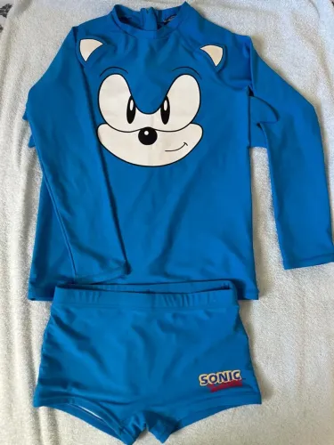 Conjunto de praia infantil camisa UV + sunga Sonic 8/10 anos