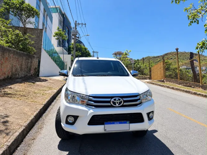 Toyota Hilux CD SR 4X2 2.7 16v/2.7 Flex Aut. 2018