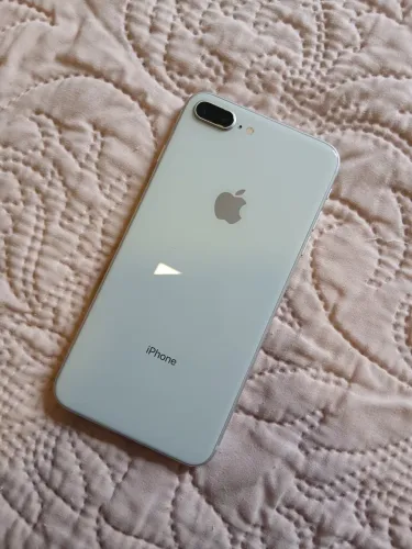 iPhone 8 Plus 64GB