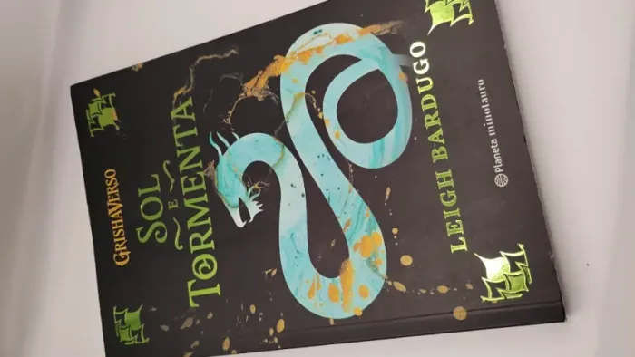 trilogia grisha leigh bardugo 3 livros