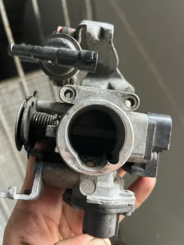 CORPO DE BORBOLETA FAZER 250 2020 pra cima