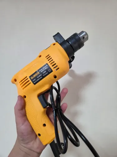 Furadeira e esmirilhadeira