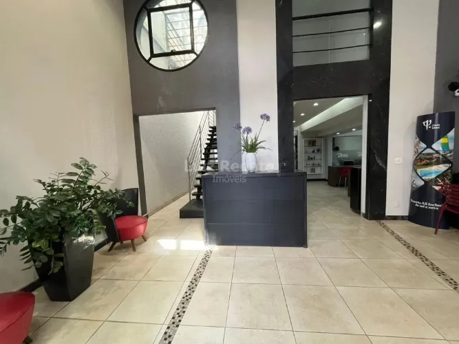 LOJA DE RUA COM 150M² PARA LOCAÇÃO NO LOURDES