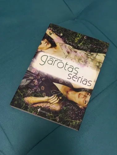 Livro Garotas Sérias 