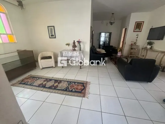 CASA TÉRREO E CASA SEGUNDO PISO NA VILA GUILHERMINA