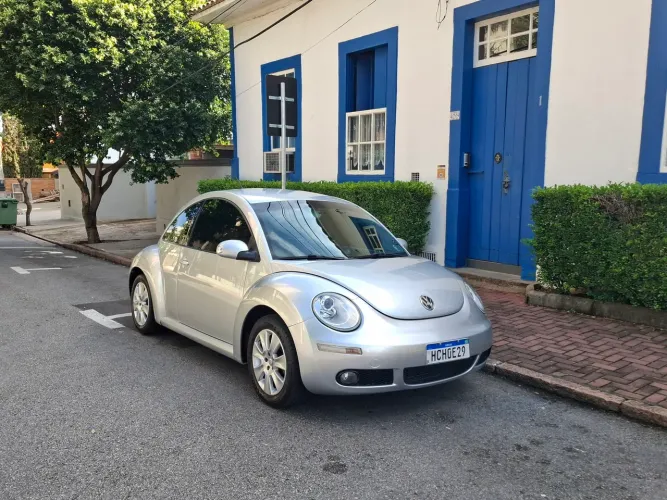 Volkswagen New Beetle 2.0 MI Mec./aut. 2008