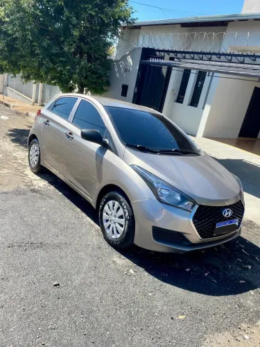 Hyundai HB20 Unique 1.0 Flex 12V Mec. 2019
