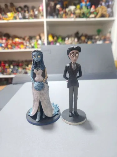 Bonecos A Noiva Cadáver Emily e Victor