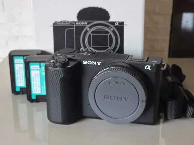 Zv-e10 II Sony 10-bit - 4k 60fps semi-nova na caixa