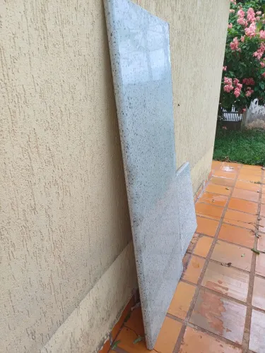 Pedra de granito 1 63x067 p/ balcão