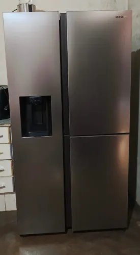 Geladeira Samsung Side by Side Inverter Inox com Dispenser de Água - Excelente Estado