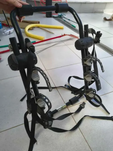 Suporte para 3 Bicicletas Carro