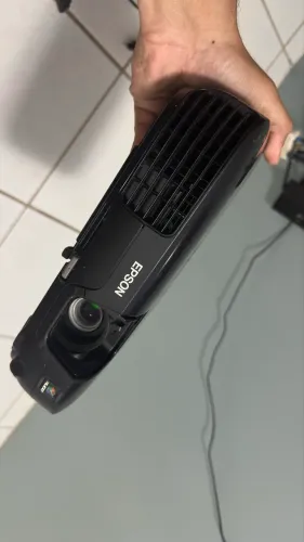 Projetor Epson Powerlite S10+ Usb Vga 2600lm Preto
