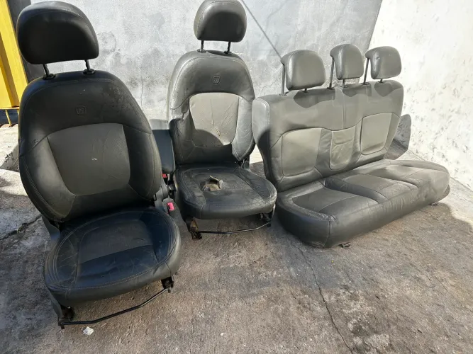 Conjunto banco Gran Siena