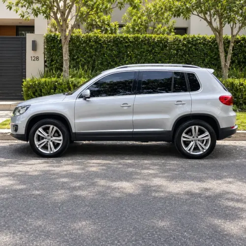 Volkswagen Tiguan 2.0 TSI 16V 200cv Tiptronic 5P 2012