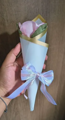Rosa de cetim