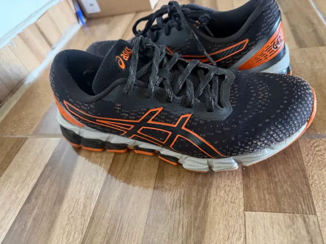 Tênis Asics Gel Quantum 180
