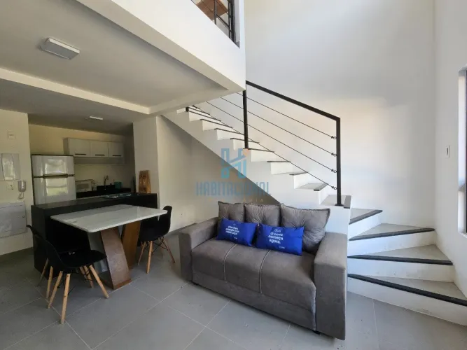 Apartamento Duplex Mobiliado com 1 suíte, 43 m² por R$3584,00 para locação - Living Tirol