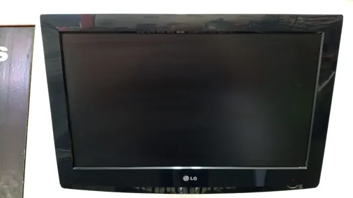 TV LG 26 POLEGADAS USADA 