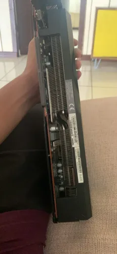 Rx 7700 xt com defeito 